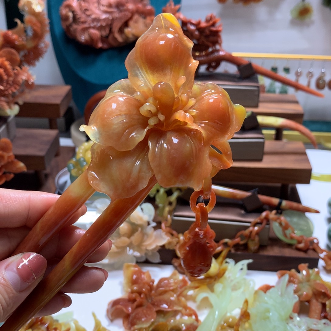 逸***瞳蛇纹石玉合金发饰