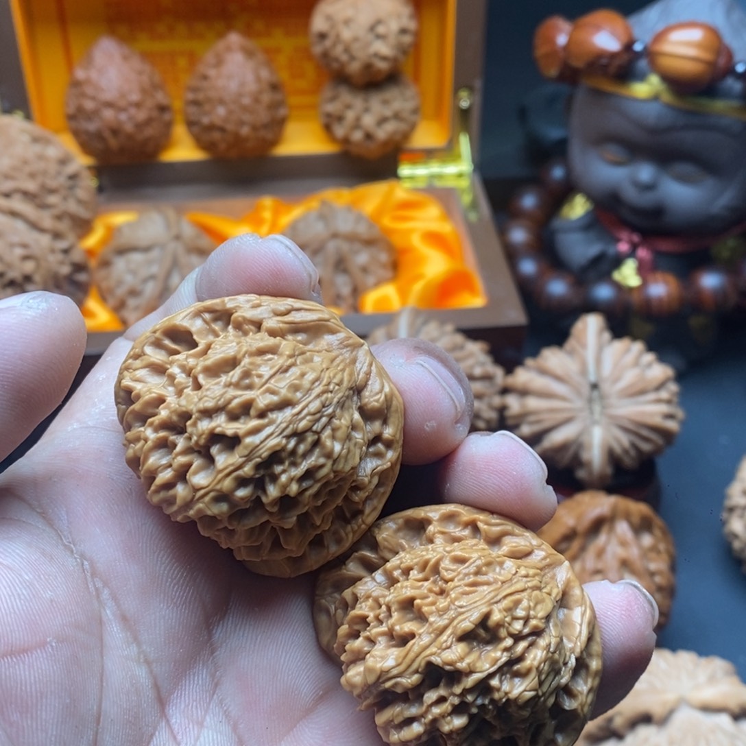 你***）核桃旭哥家南疆石