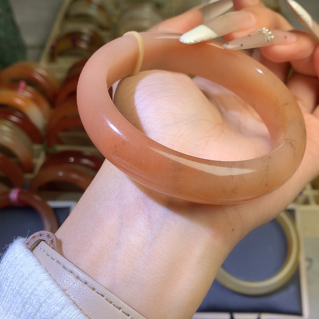 石英质玉（黄龙玉）未镶嵌手镯