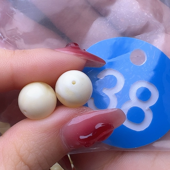 蜜蜡裸石未镶嵌10mm 白蜡 圆珠