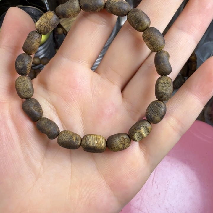 沉香沉香碎屑莺歌绿奇楠07留疤5克