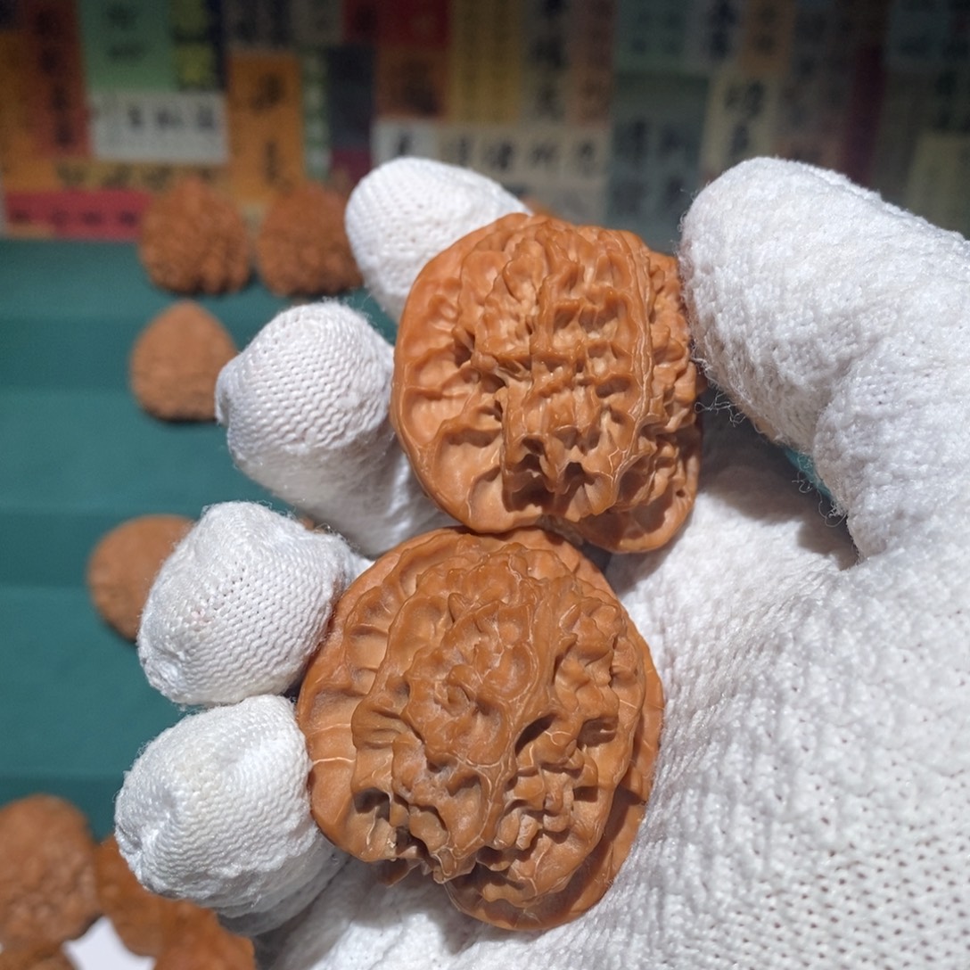 小***浩把件文玩核桃苹果