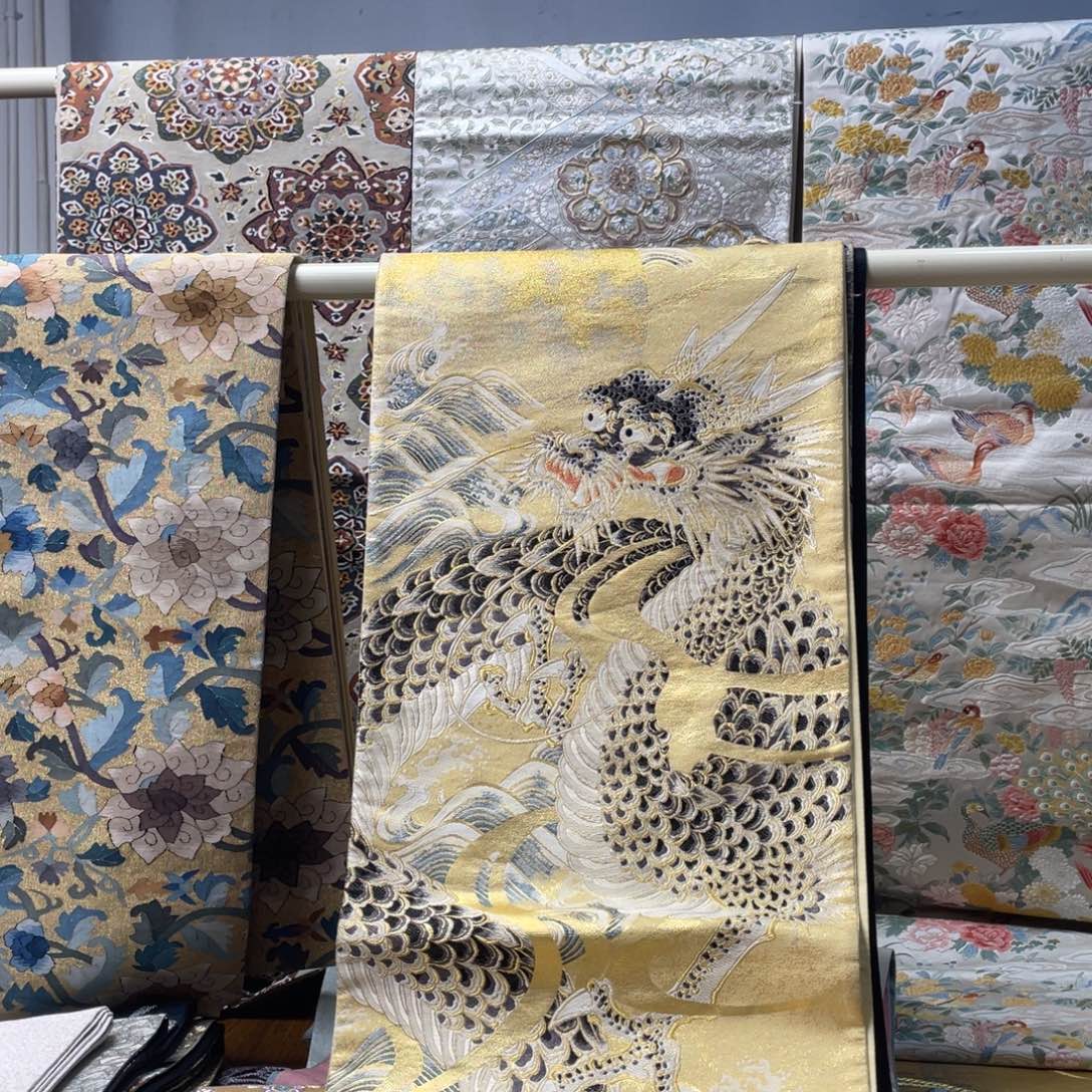 织绣金龙金龙金通