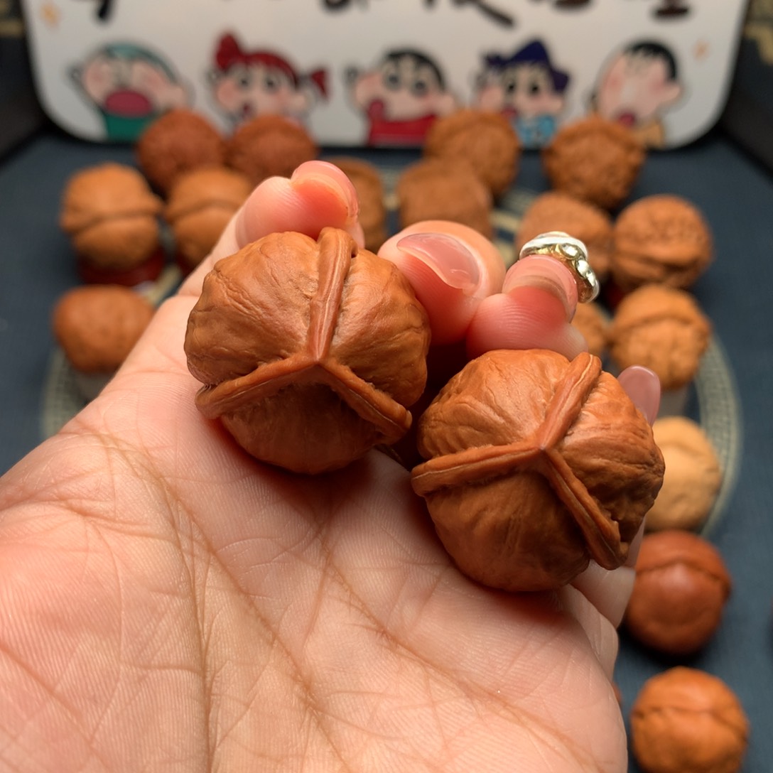 文玩核桃把件网****4核桃