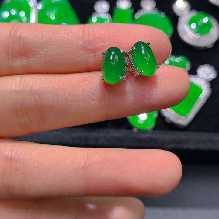 糖***糖翡翠银S925镶嵌耳饰一对