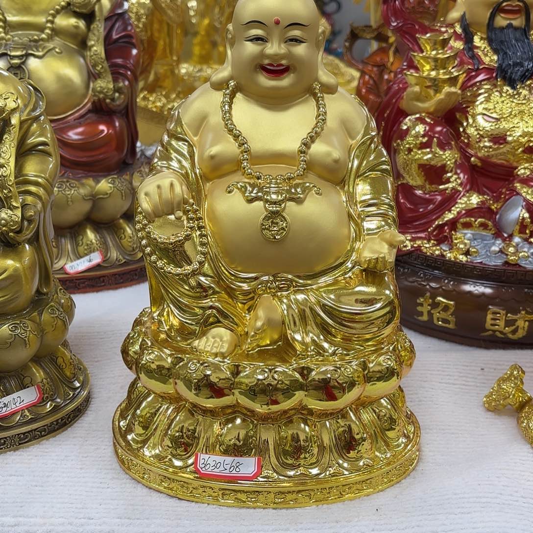状***林石材铜器摆件制作工艺精湛