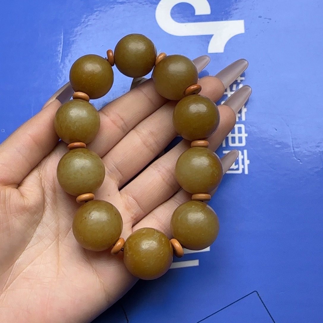 和田玉手串未镶嵌