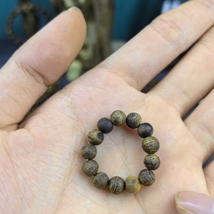 沉香沉香碎屑戒指