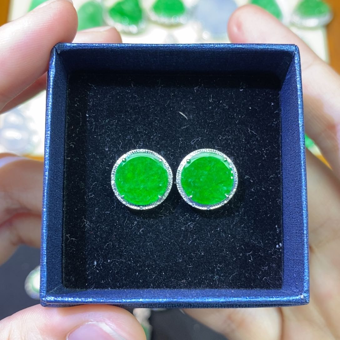 翡翠耳饰18K金镶嵌耳包