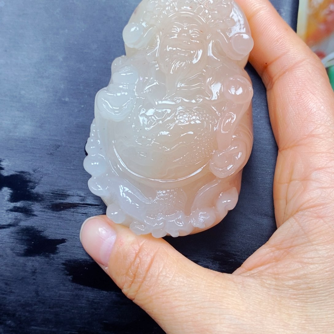 石英质玉（黄龙玉）颈饰未镶嵌