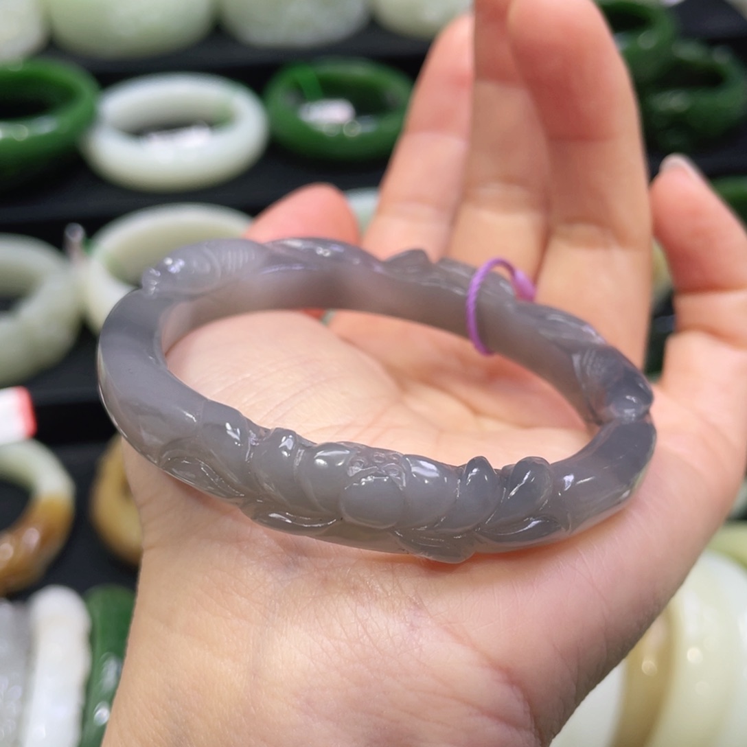 未镶嵌手镯和田玉45