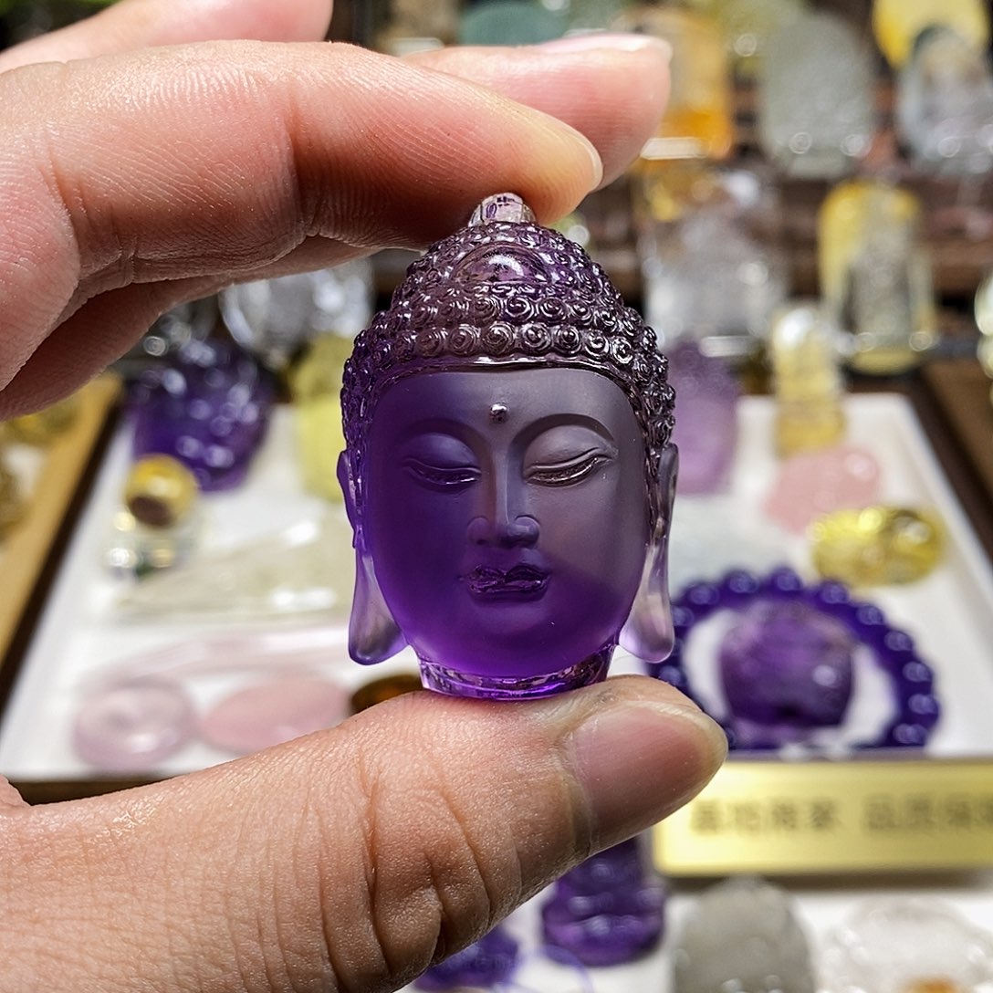 未镶嵌颈饰水晶R****天然水晶吊坠