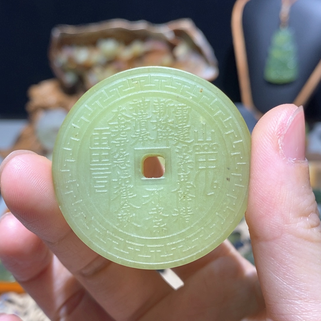 岫玉未镶嵌颈饰颈饰12