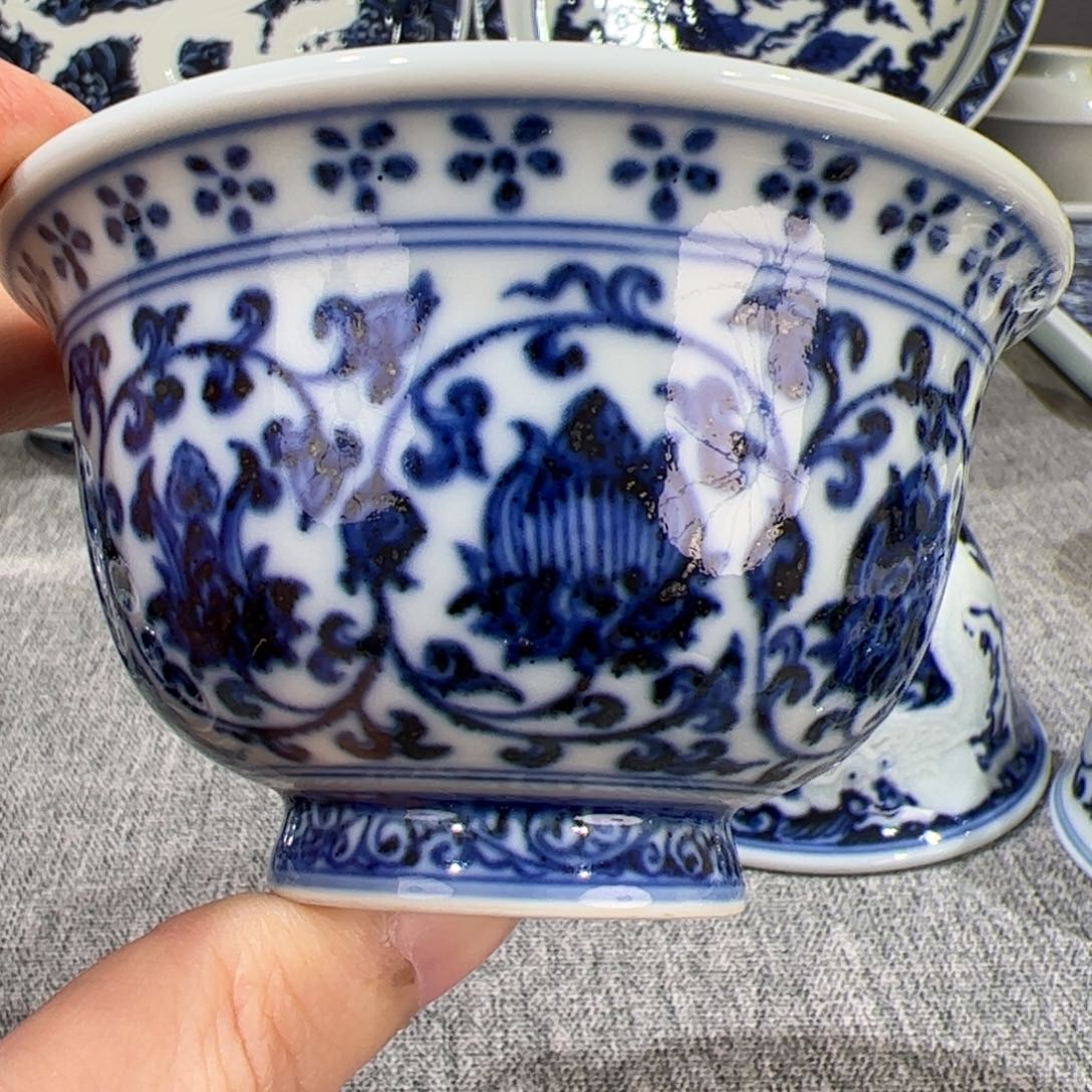 仿明永乐缠枝连压手杯