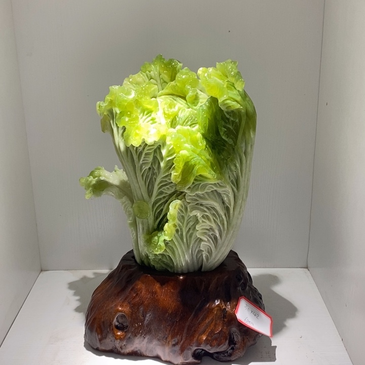未镶嵌蛇纹石玉（覆膜）珠宝奇石