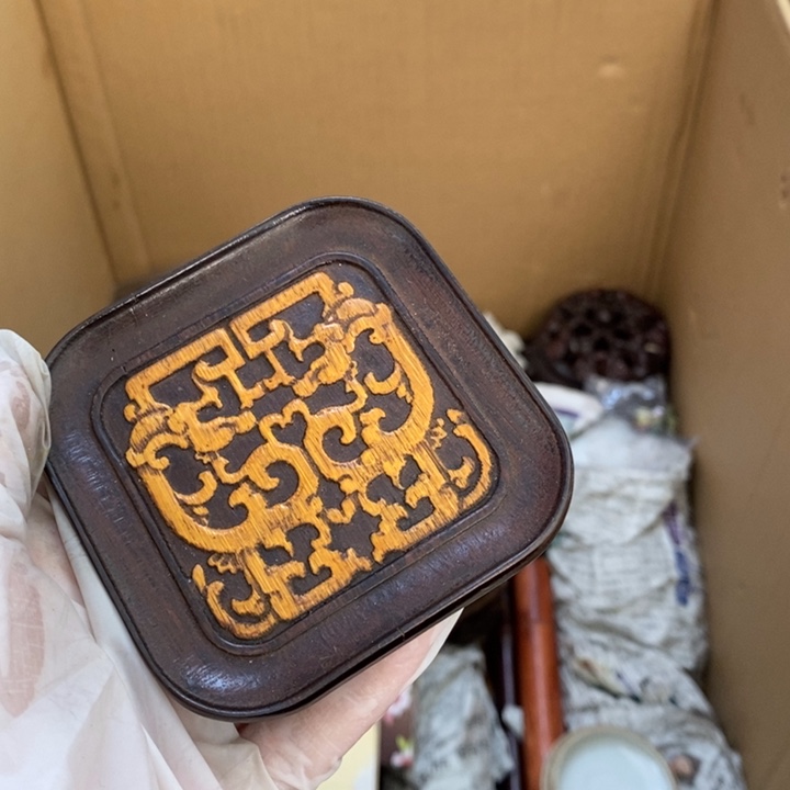 瓷片哦哦哦哦哦哦哦我小心翼翼