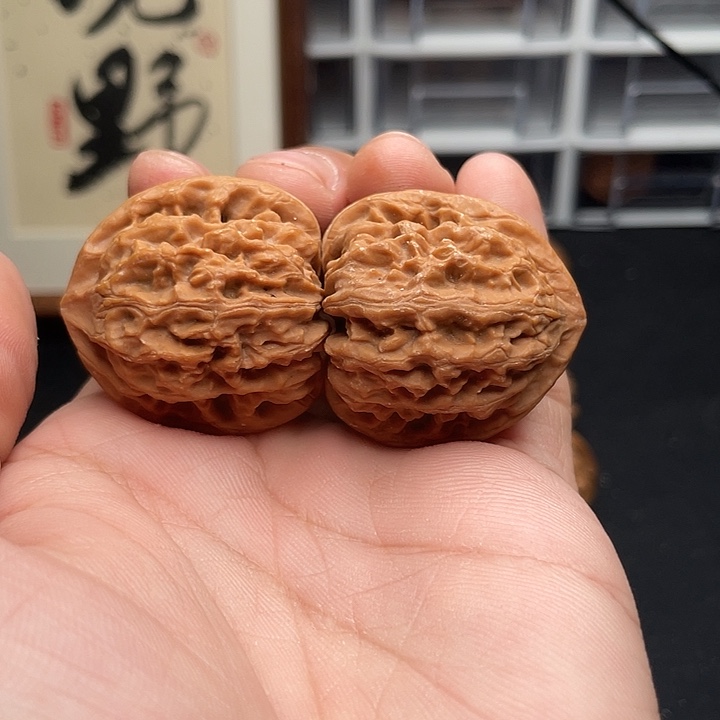 把件文玩核桃野生金銮狮子头35