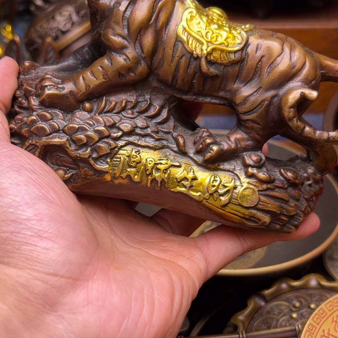 精美铜器，点击下单