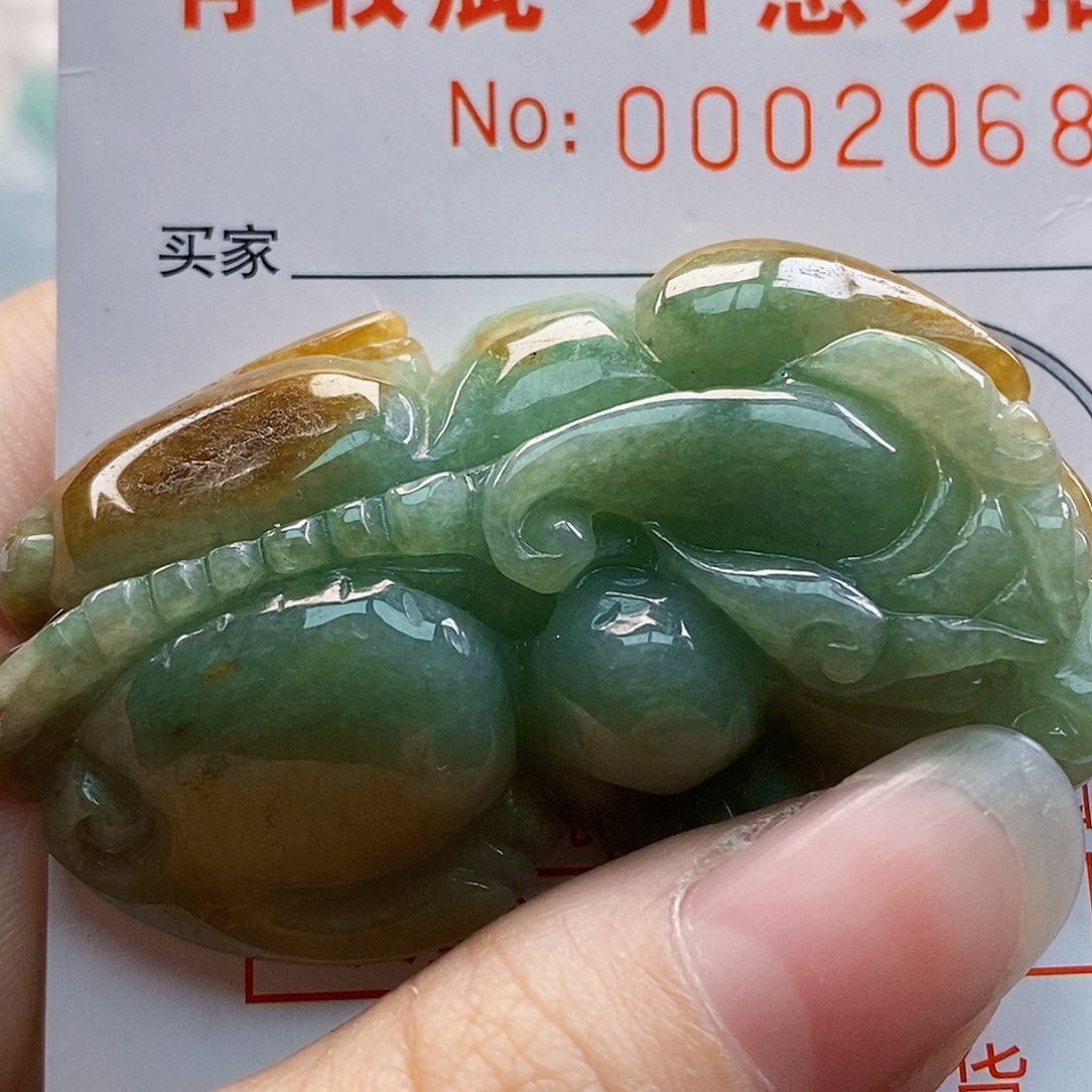 吊坠(不含链)未镶嵌翡翠