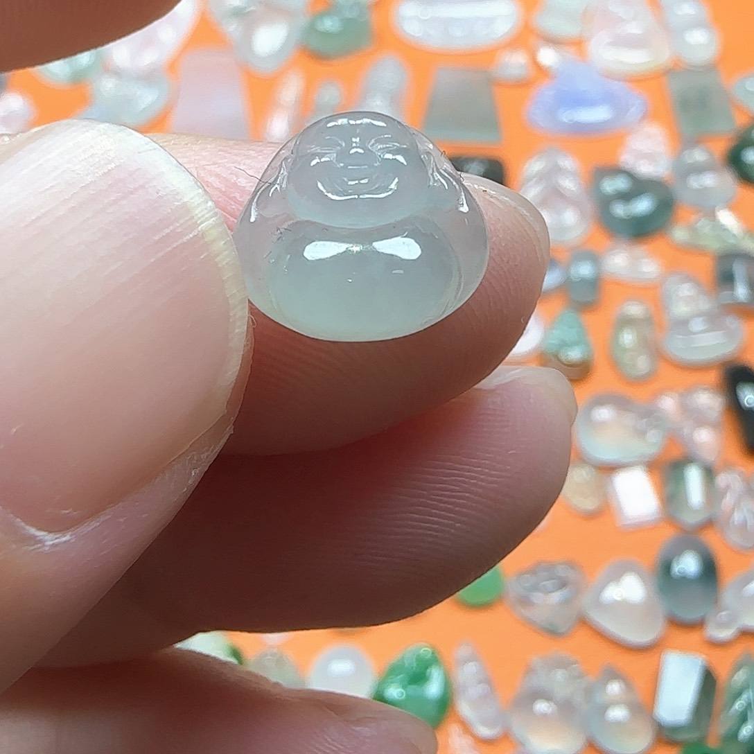 定制翡翠未镶嵌翡翠