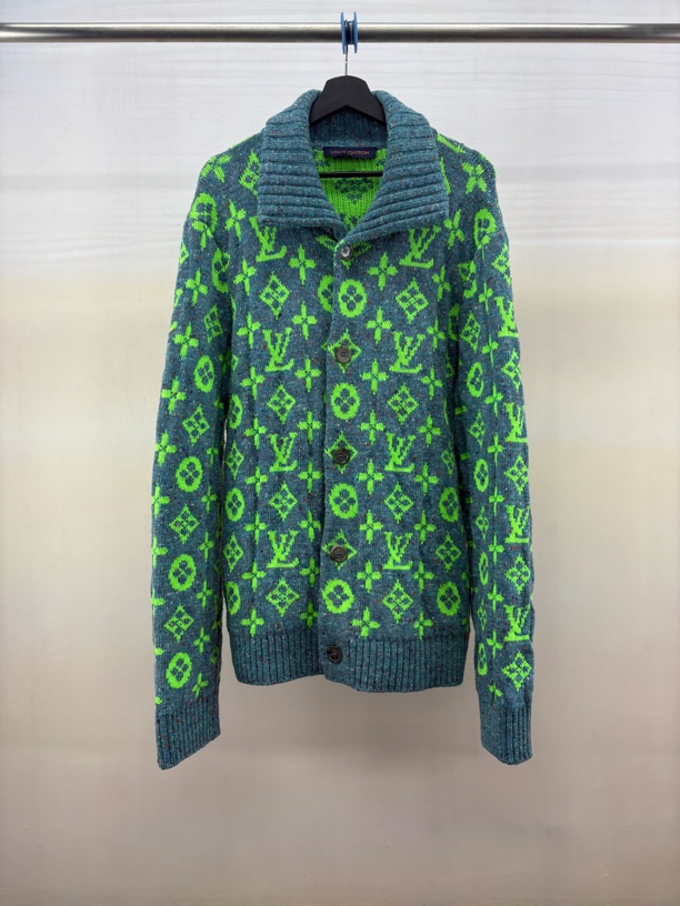全新未使用 LouisVuitton/路易威登 满印针织外套/XXL码/M2766
