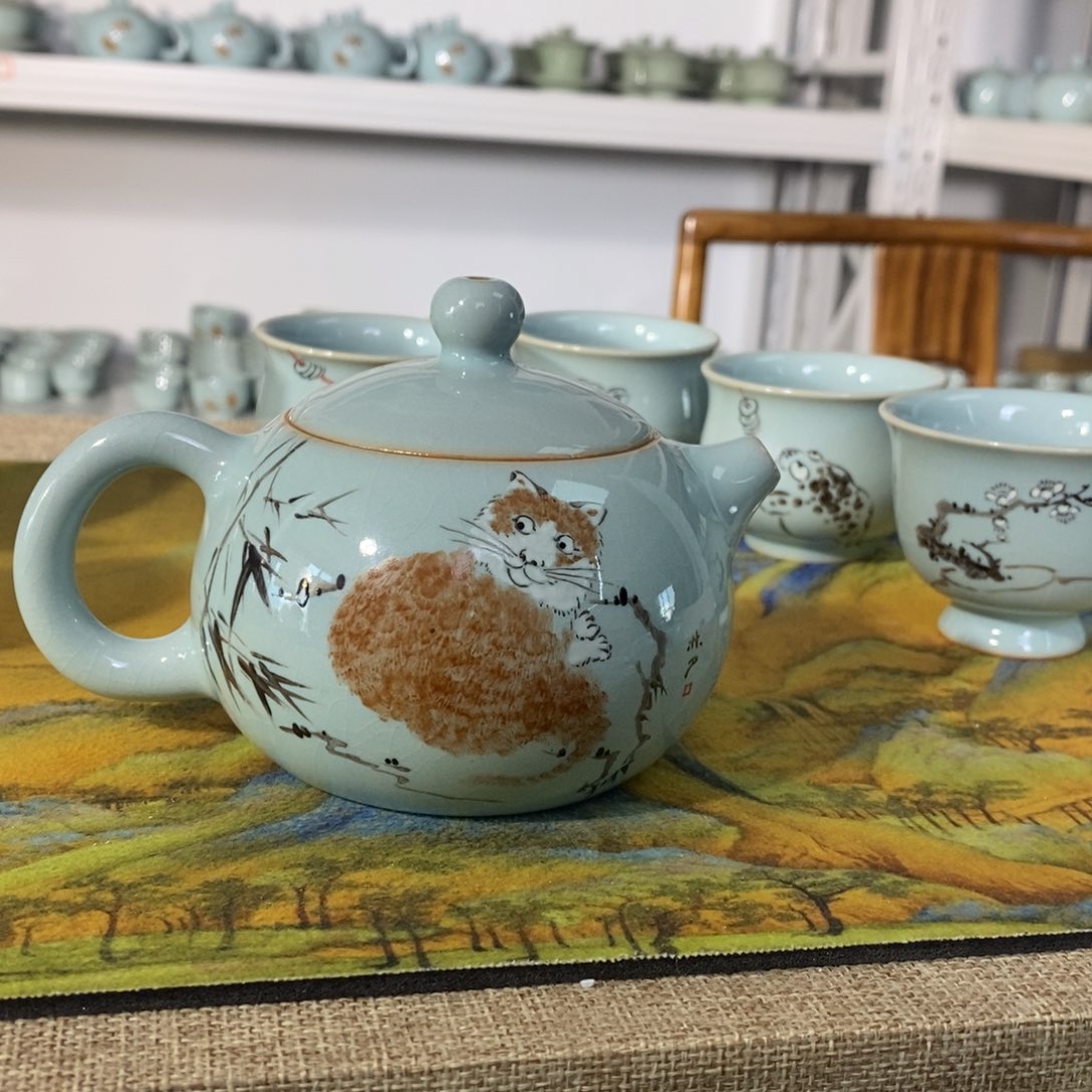 【闪购商品】天青手绘西施壶一级奎奎。。。。。