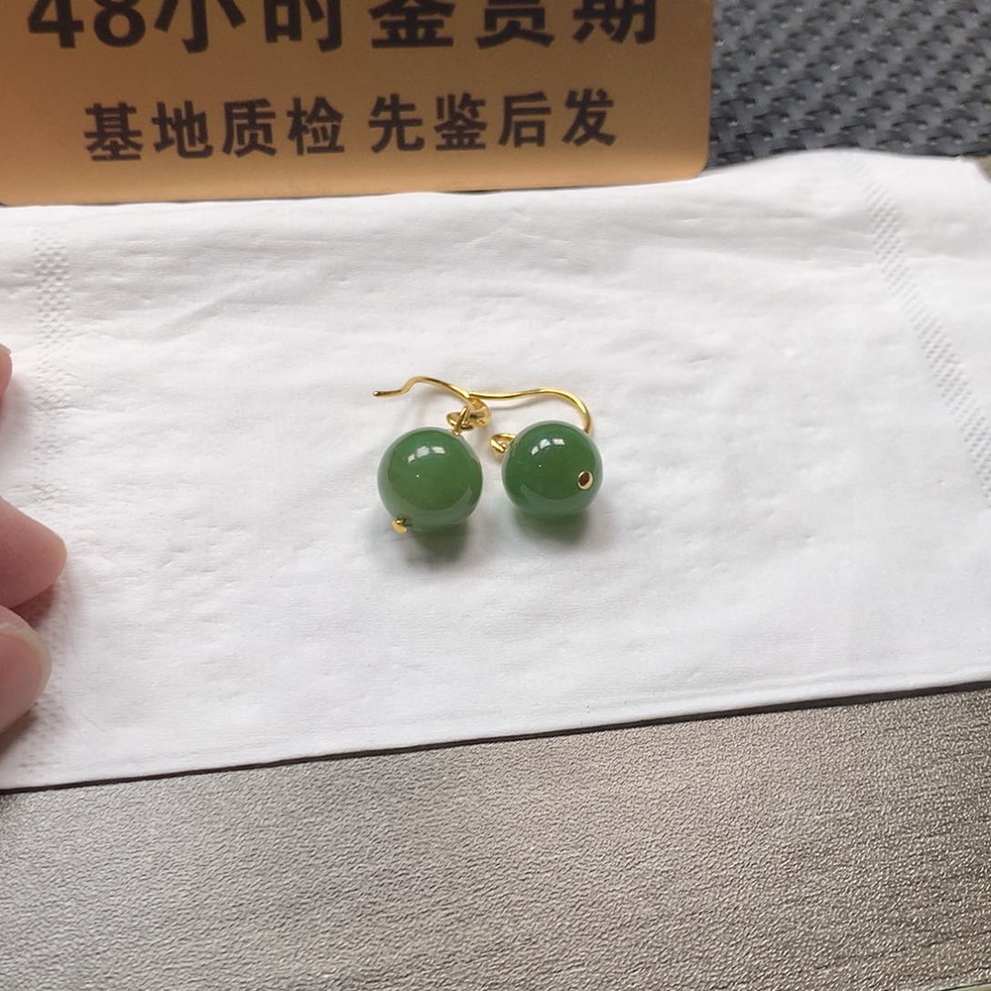 颈饰未镶嵌和田玉百*卡12 买断