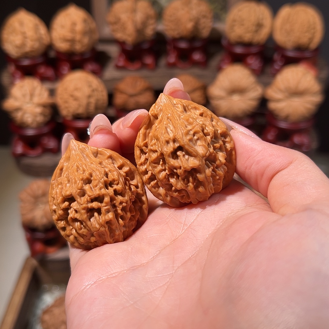 文玩核桃把件秦闷鸡心