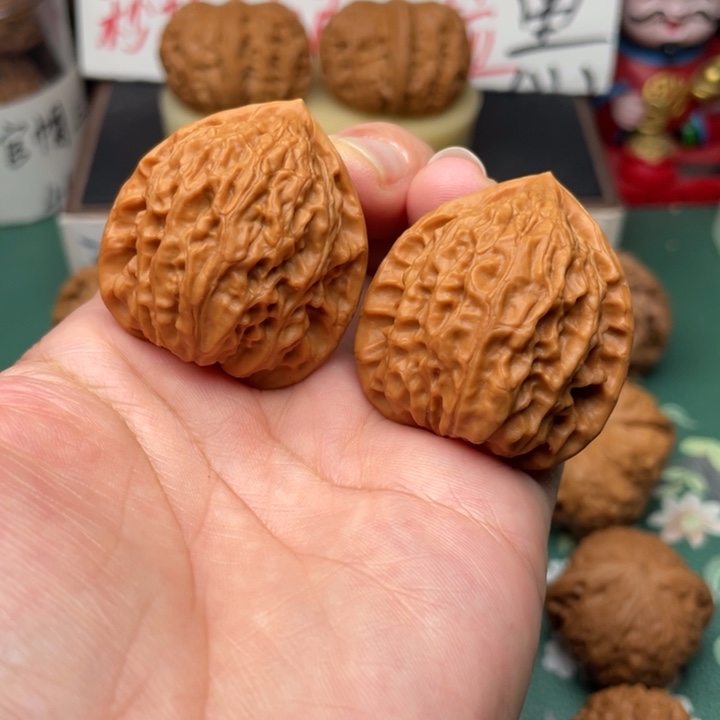 【闪购商品】文玩核桃吊坠36.5金牛