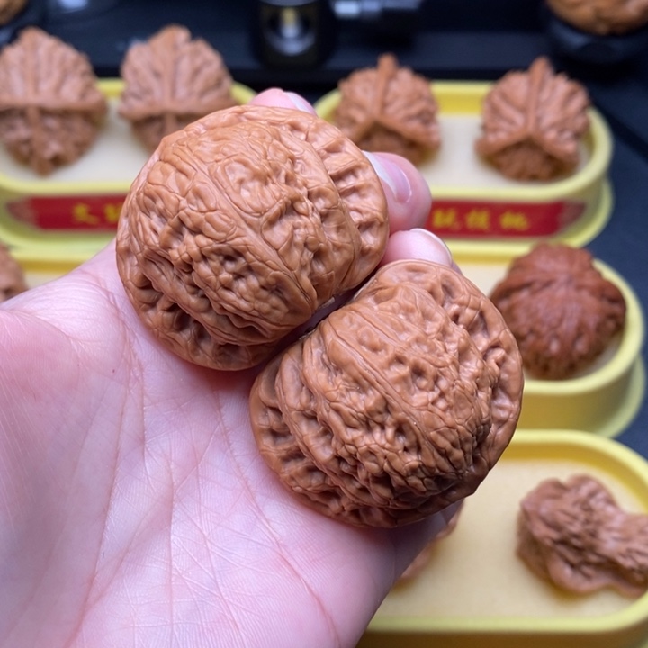 文玩核桃吊坠稀有小众僧帽狮子头