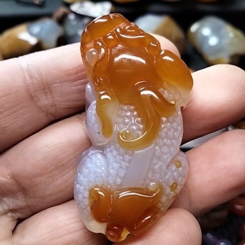 玛瑙/玉髓吊坠未镶嵌