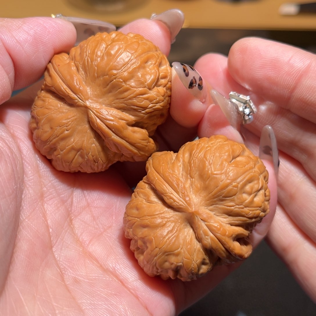 文玩核桃吊坠元宝42