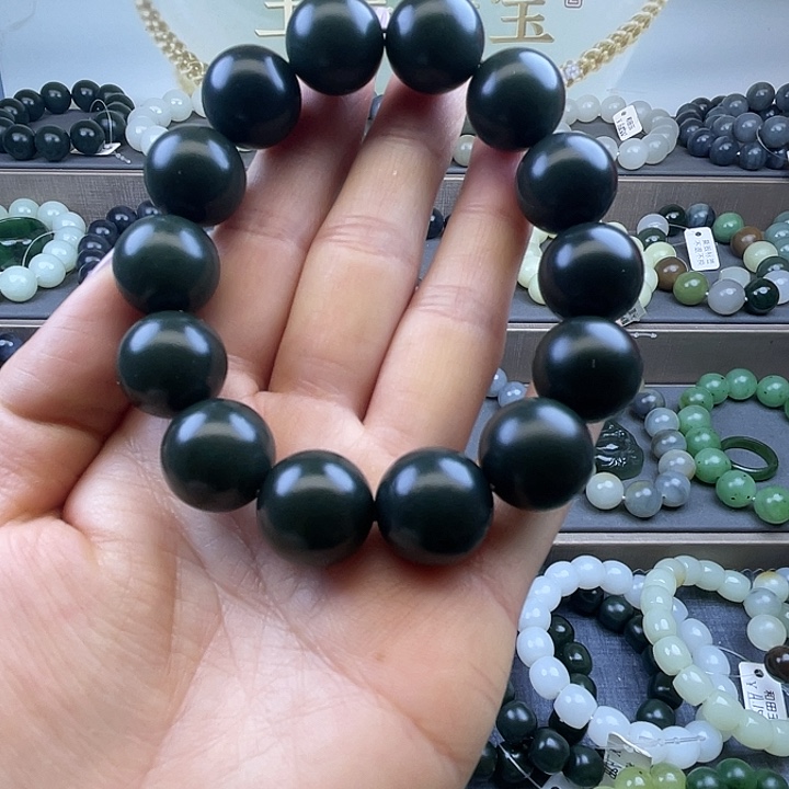 和田玉未镶嵌手链