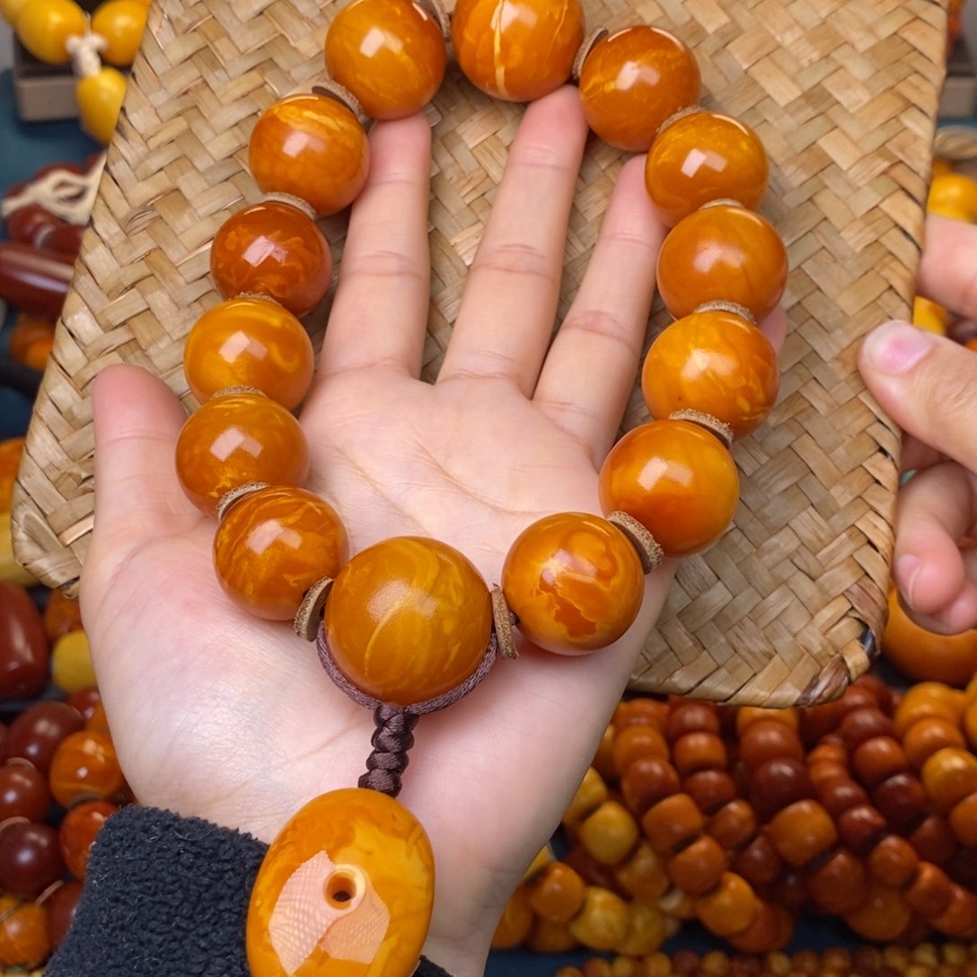 蜜蜡裸石未镶嵌蜜蜡