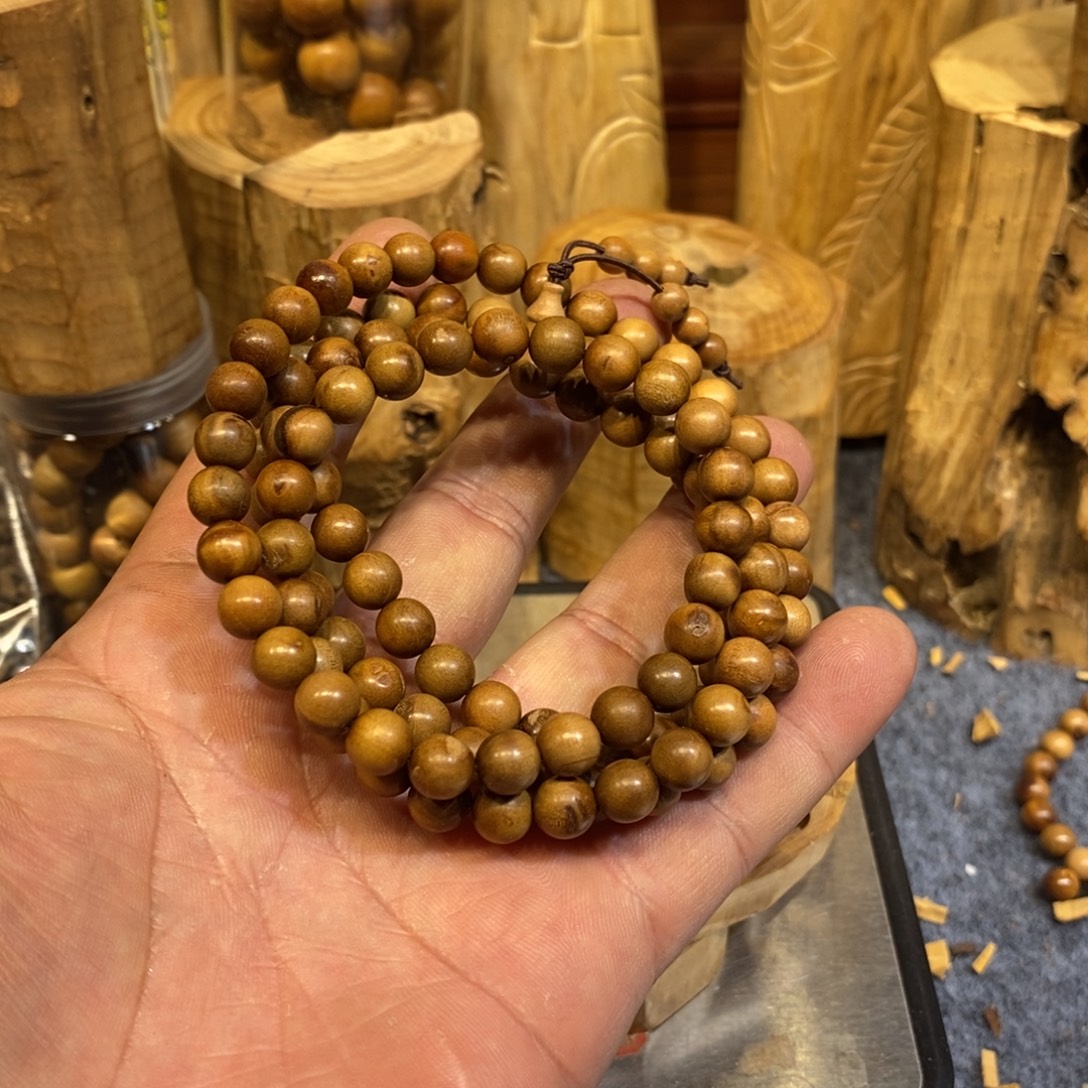 檀香木老山檀香0.8瑕疵正区108保真