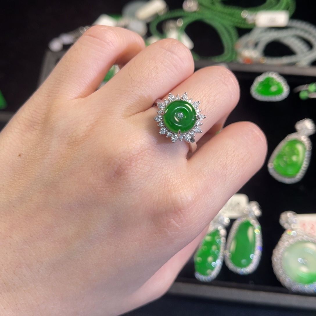 翡翠银S925镶嵌戒指翡翠戒指