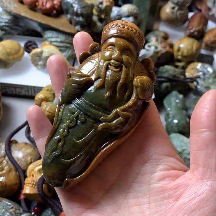 岫岩河磨玉（透闪石质玉）手链未镶嵌清*