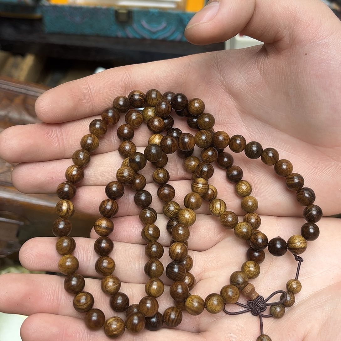 大叶紫檀（黑酸枝木类）