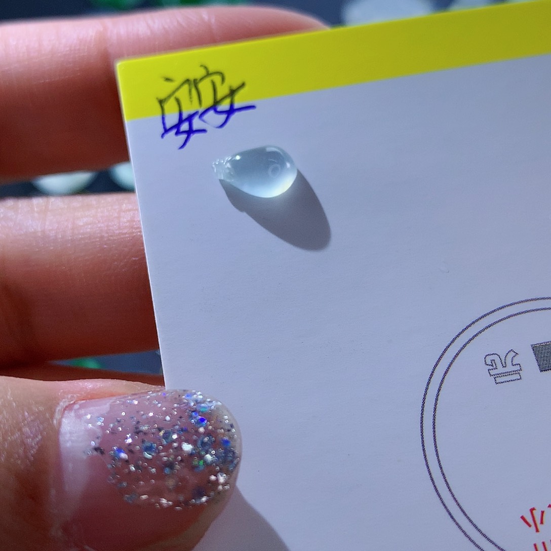 翡翠颈饰未镶嵌天然翡翠高冰瓜