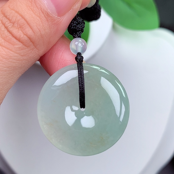 颈饰未镶嵌翡翠平安扣 27.6x6.1mm