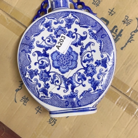 尤*旭陶瓷制品有火裂处理