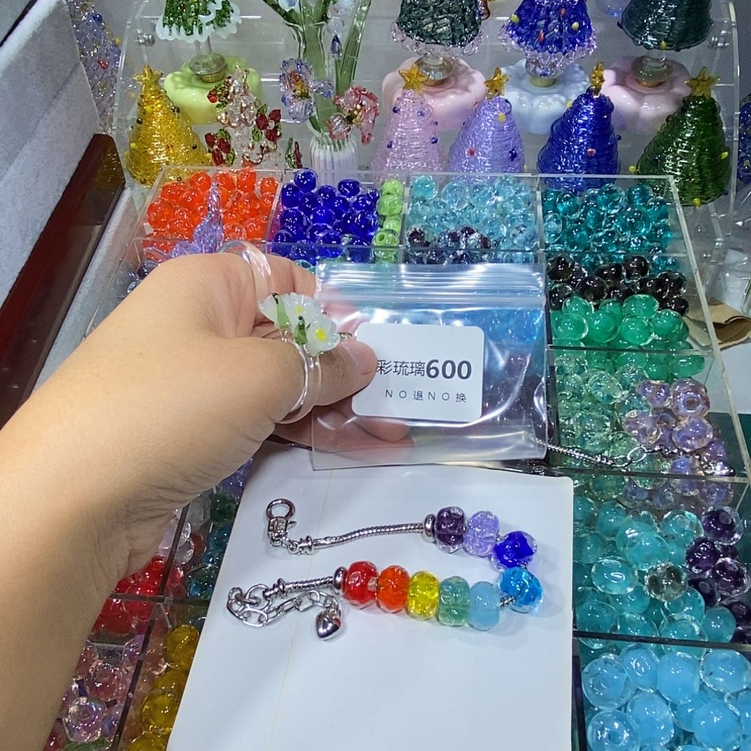*****玻璃吊坠（不含链）600串珠九个