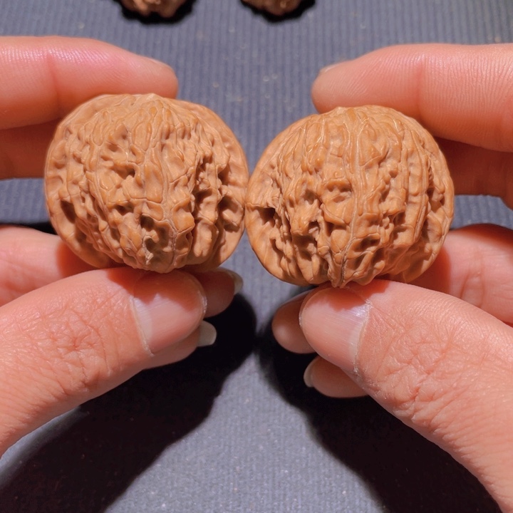 文玩核桃吊坠磨盘