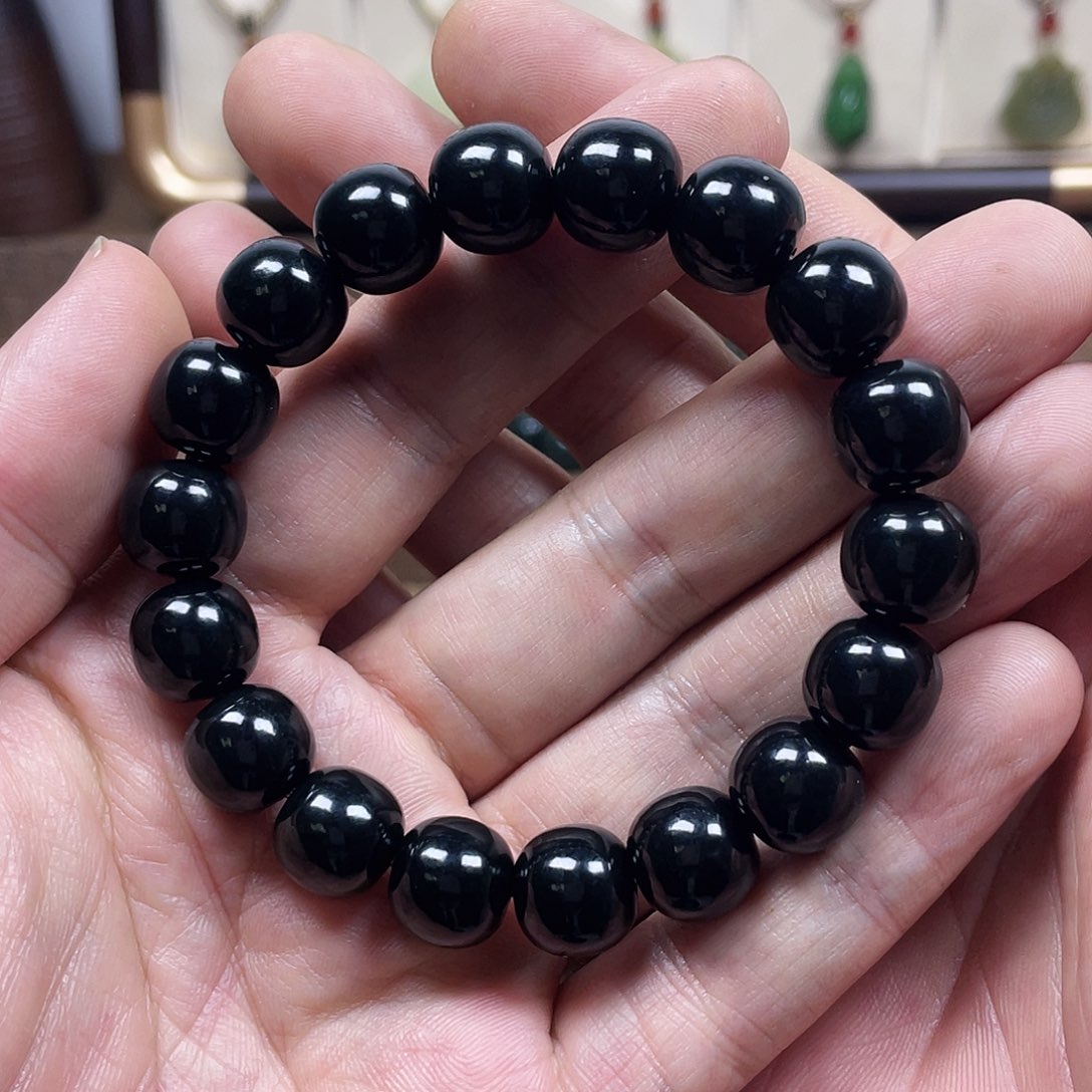 和田玉未镶嵌手串