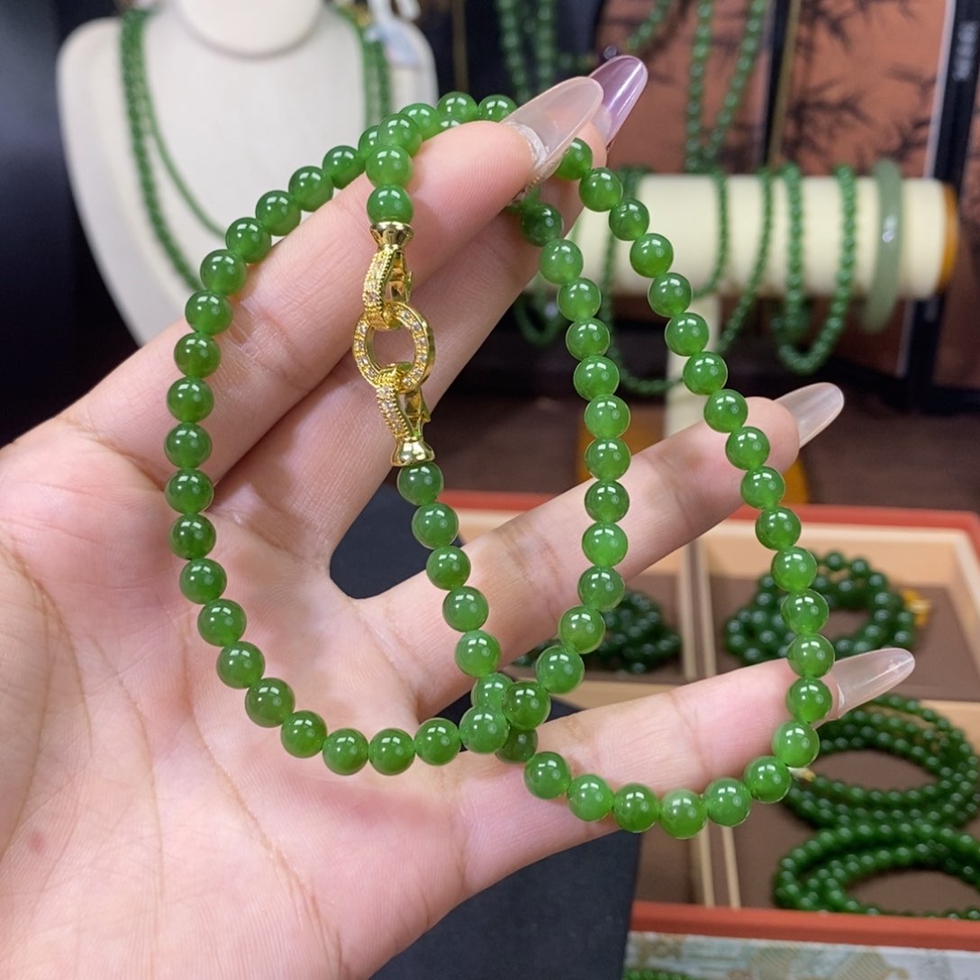 和田玉（碧玉）颈饰未镶嵌林***?阳6