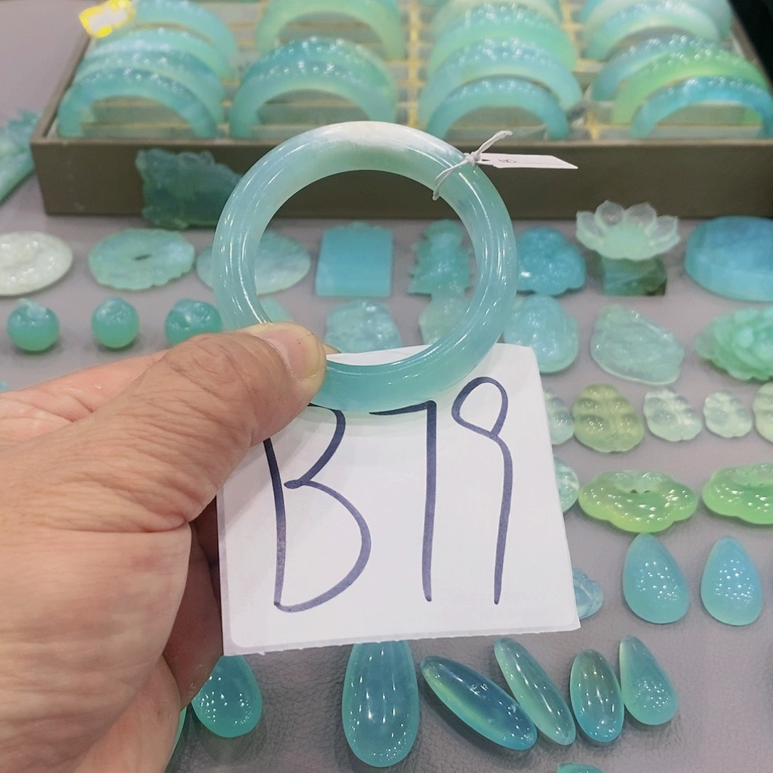 蛇纹石玉珠宝奇石未镶嵌露*