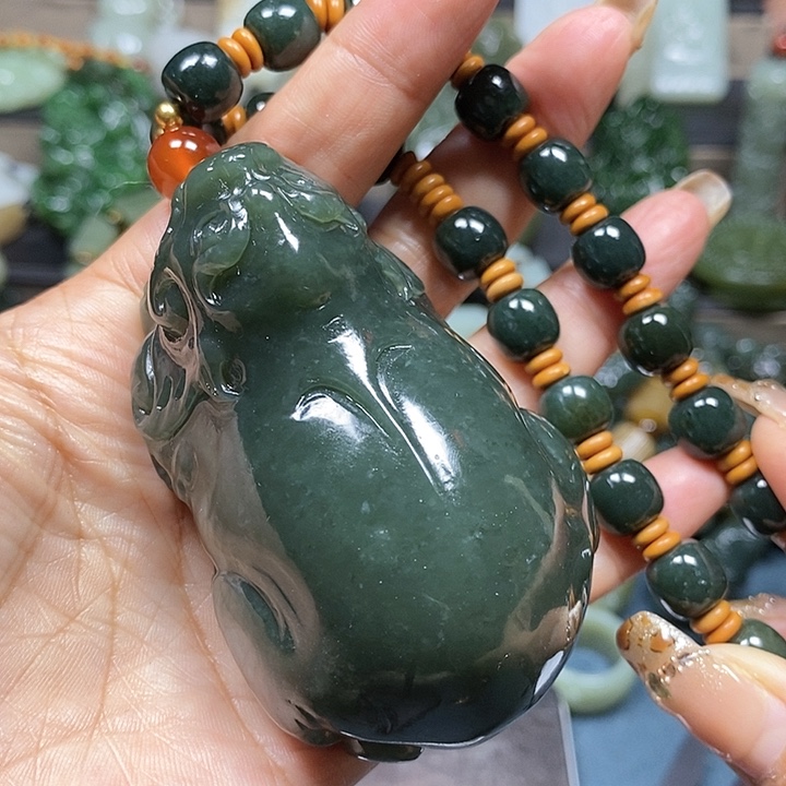 和田玉挂件未镶嵌