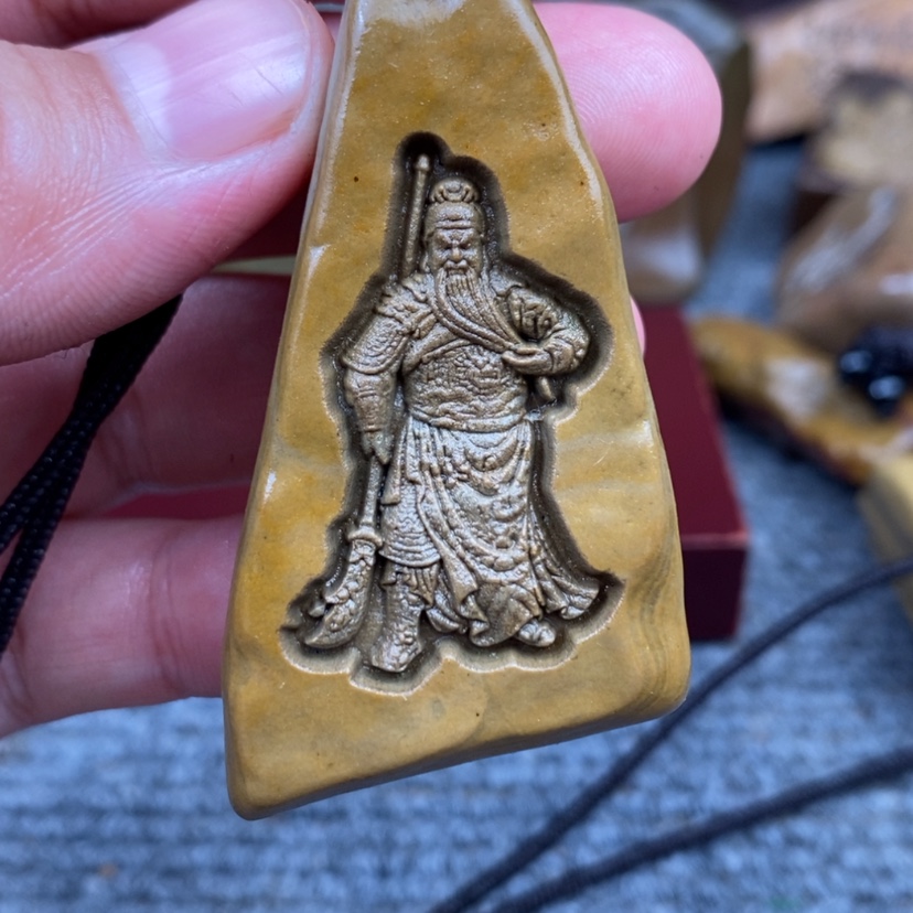 【闪购商品】原石雕刻手把件