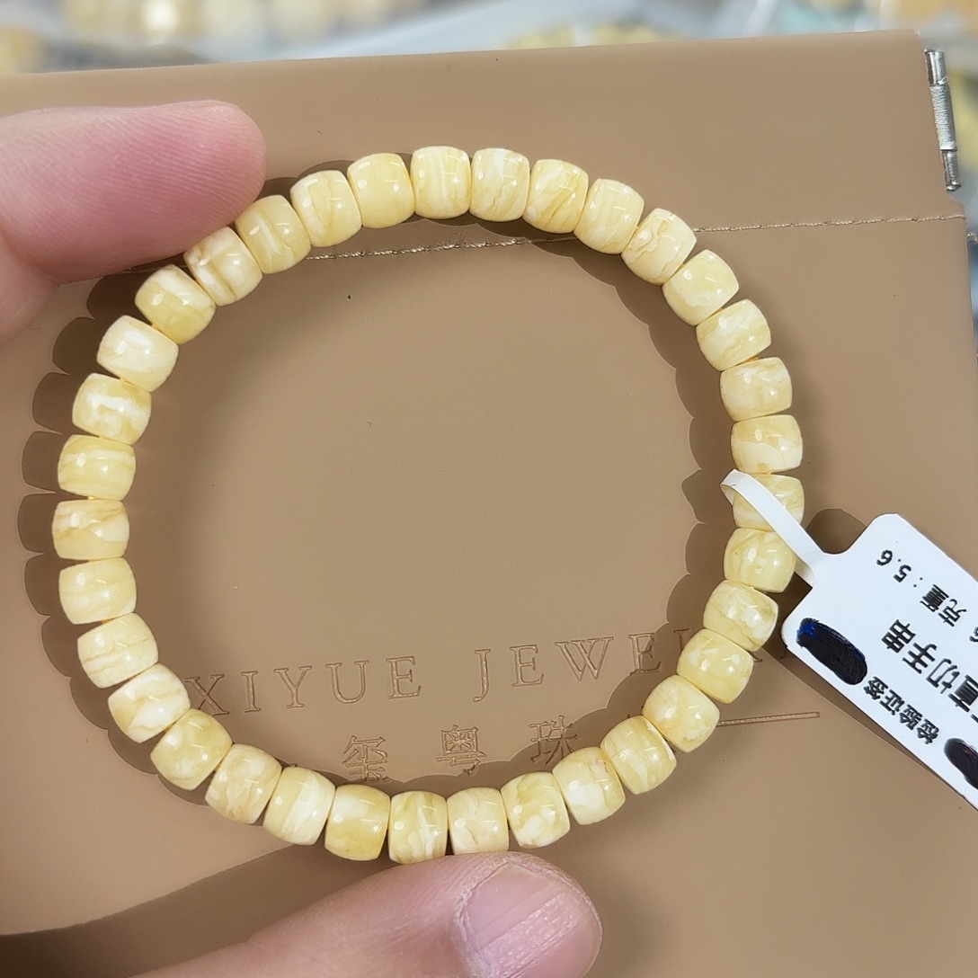 琥珀未镶嵌裸石560000000000