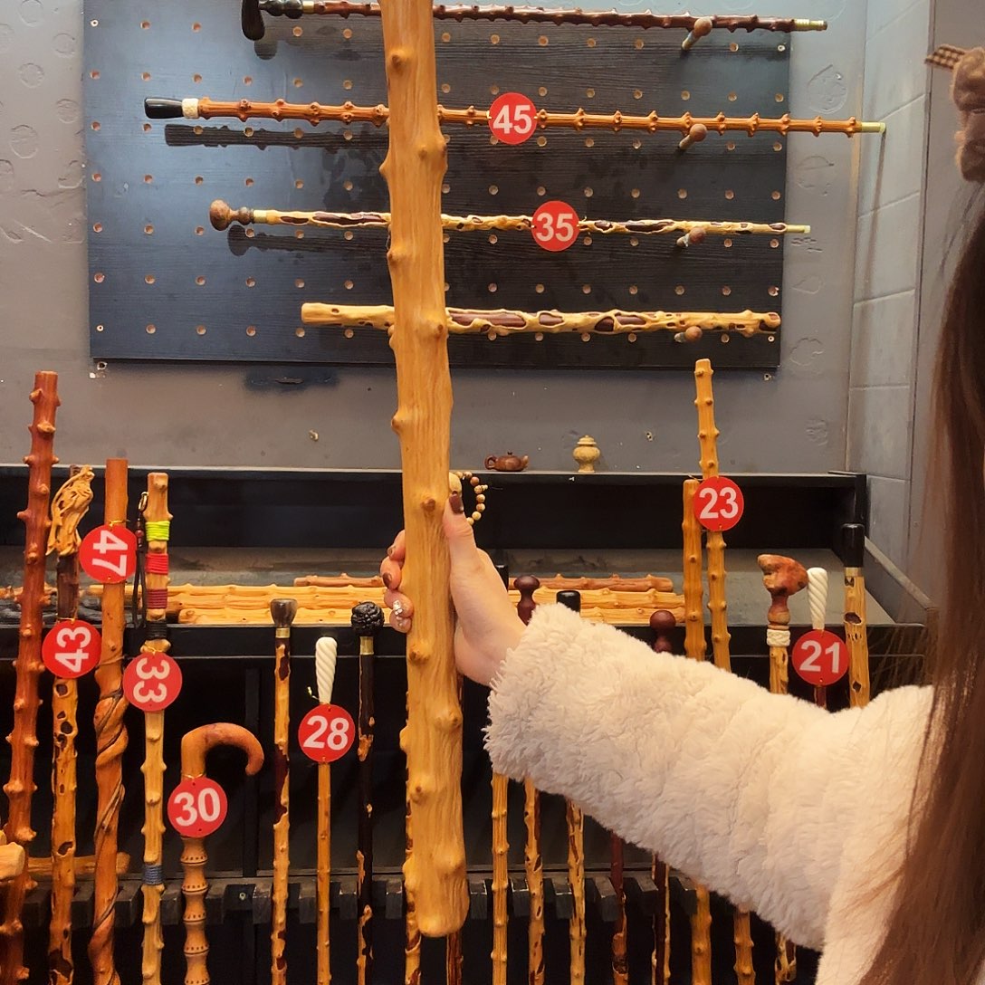 咧***介70公分左右长，有折痕